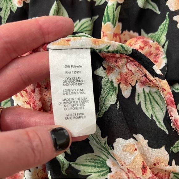 Show Me Your MuMu Floral Romper Flower Puff Girls Size M - Picture 14 of 14